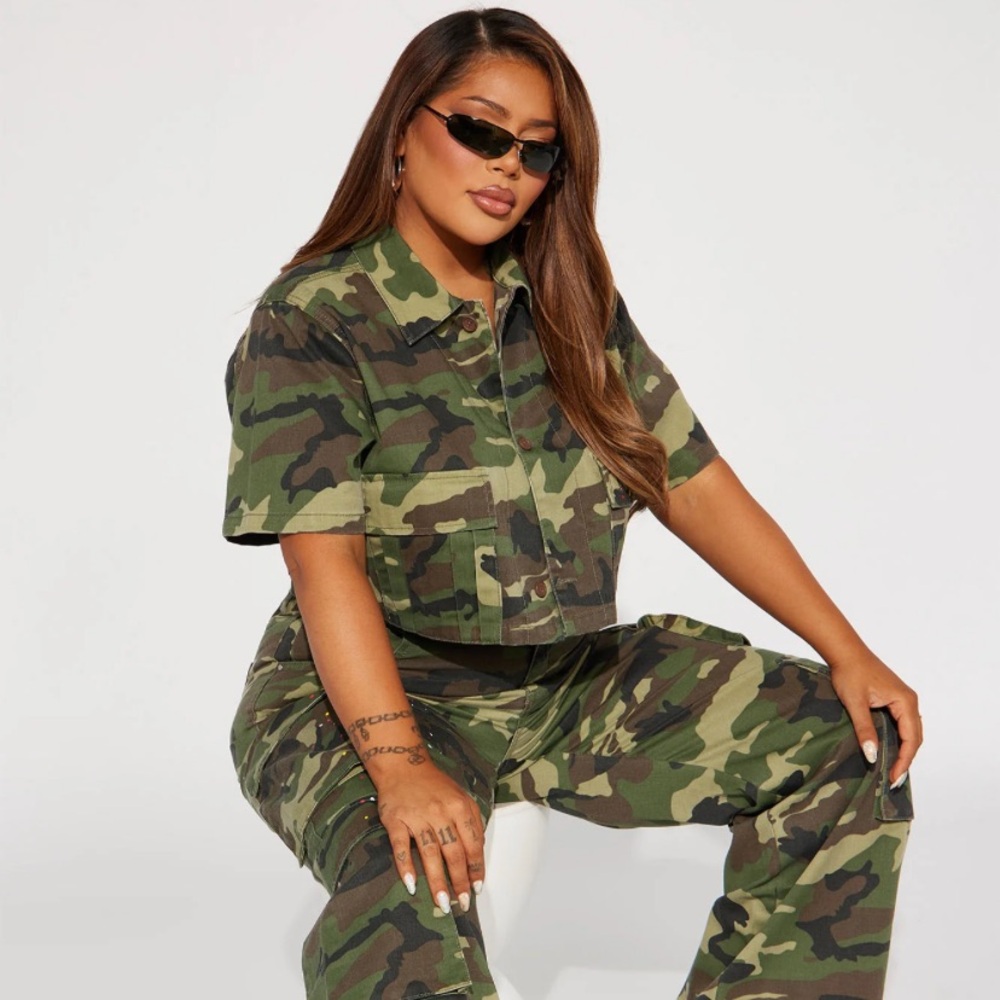 Cami Cargo Crop Top - Picture 6 of 10